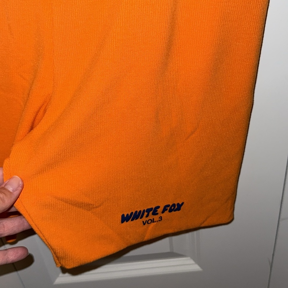 WHITE FOX Excellent Condition Navy/Orange T Shirt Set - Picture 10 of 15